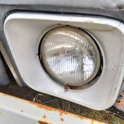 Dodge cab over Head Light