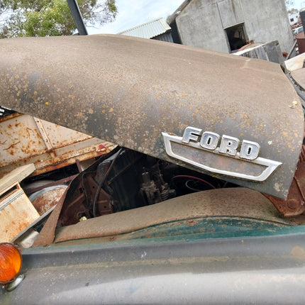 Ford 500 Bonnet